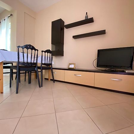L.T. Apartment 5Th Street Sarandë Exteriör bild