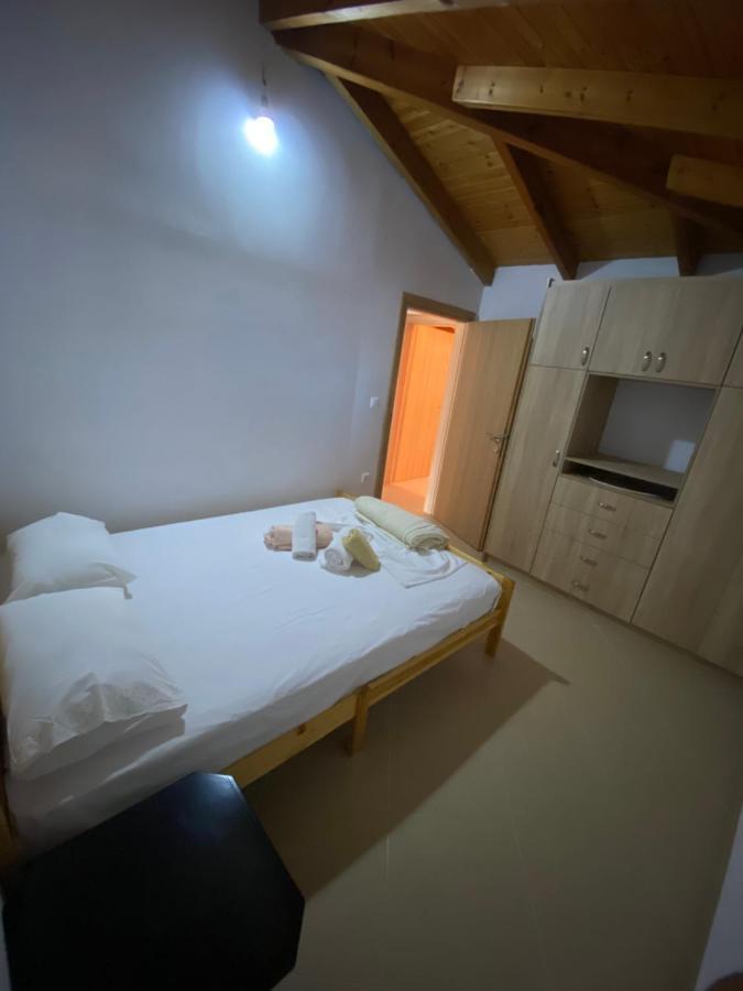 L.T. Apartment 5Th Street Sarandë Exteriör bild